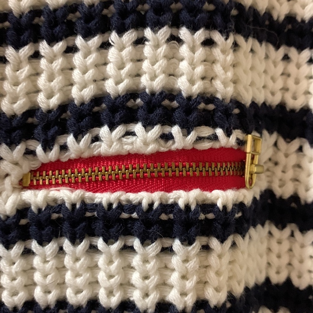 Tommy Hilfiger Women’s Chunky Striped Sweater- Large - Picture 3 of 9